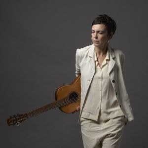 Adriana Calcanhotto en concert au New Morning en 2022