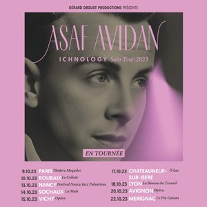 Asaf Avidan en concert au Theatre Mogador