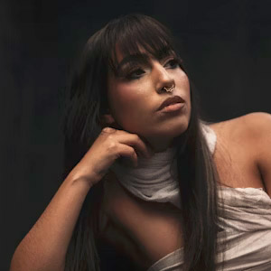 Maria José Llergo en concert La Bellevilloise en novembre 2025