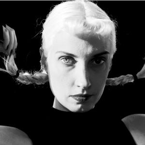 Molly Nilsson en concert au Trabendo en mai 2022