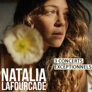 Natalia Lafourcade en concert au Zebre de Belleville en juin 2022