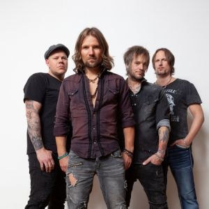 The New Roses + Harsh en concert au Backstage By the Mill