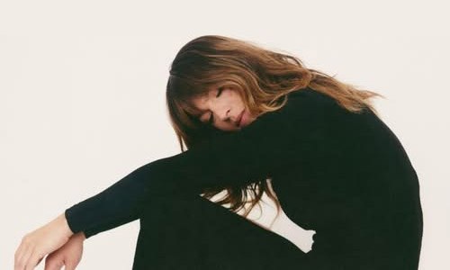 Eyes Closed, le nouveau single de Melody's Echo Chamber